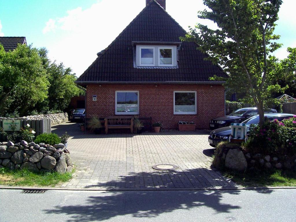 Апартаменты Haus Kamp Sylt Экстерьер фото